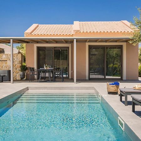 סבורונטה Villa Laoura מראה חיצוני תמונה